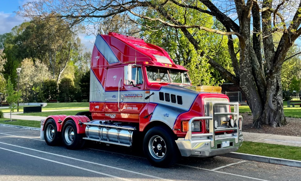 McPhersons Truck Earthmoving Myrtleford